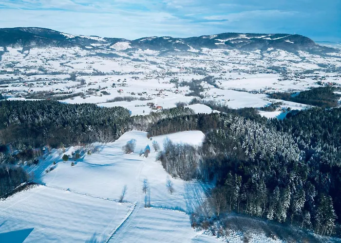 Dom wakacyjny Raj Na Hektarach Wysokie